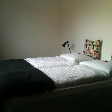 Bed & Breakfast Annex 2*