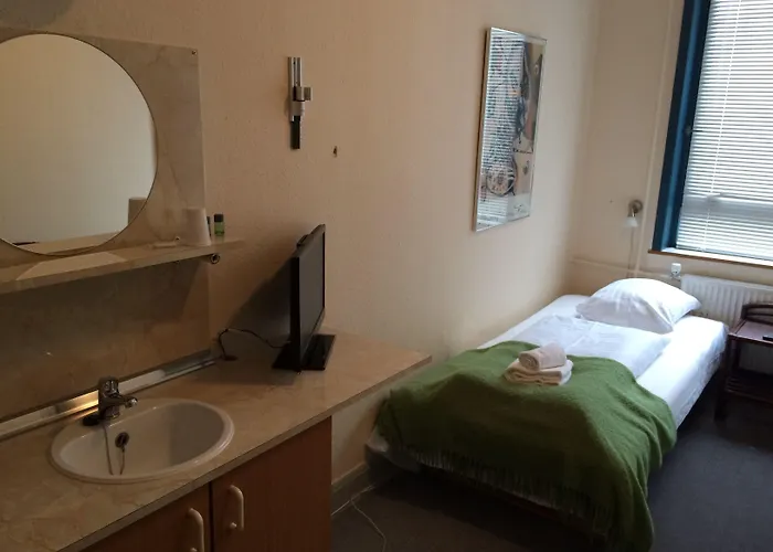 Bed & Breakfast Annex